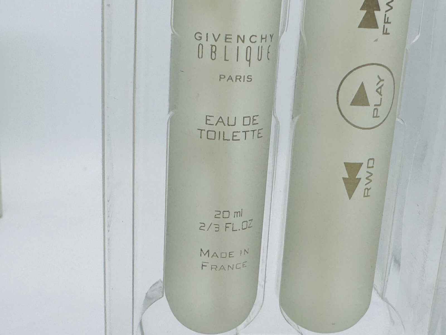 Profumo Givenchy Oblique Eau de Toilette in flacone da 20 ml con design elegante e moderno