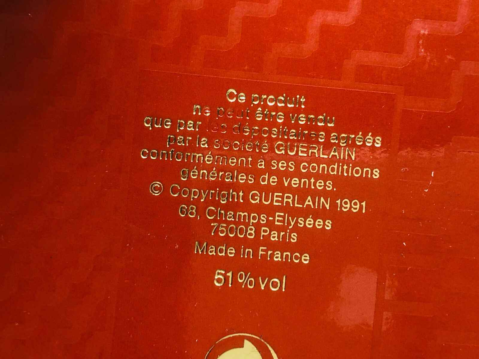 Etichetta di Heritage Guerlain Vintage con informazioni di vendita e dettagli di produzione in francese