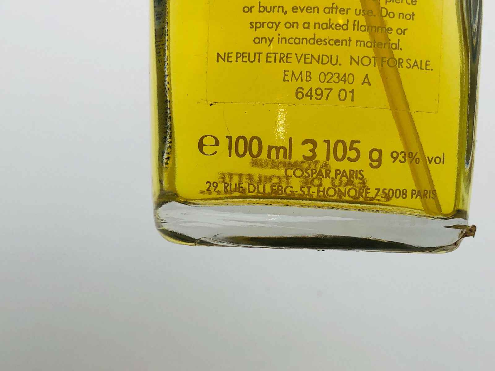 Flacone vintage di Drakkar Guy Laroche da 100 ml con etichetta originale e design classico