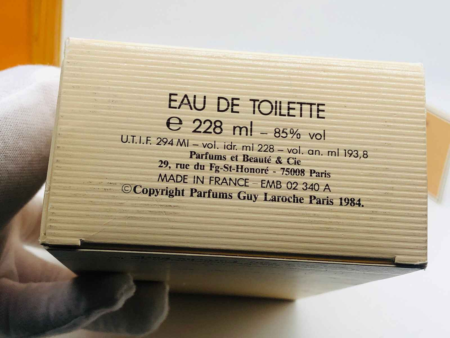 Scatola del profumo Guy Laroche Fidji Vintage Eau de Toilette da 228 ml con etichetta dettagliata