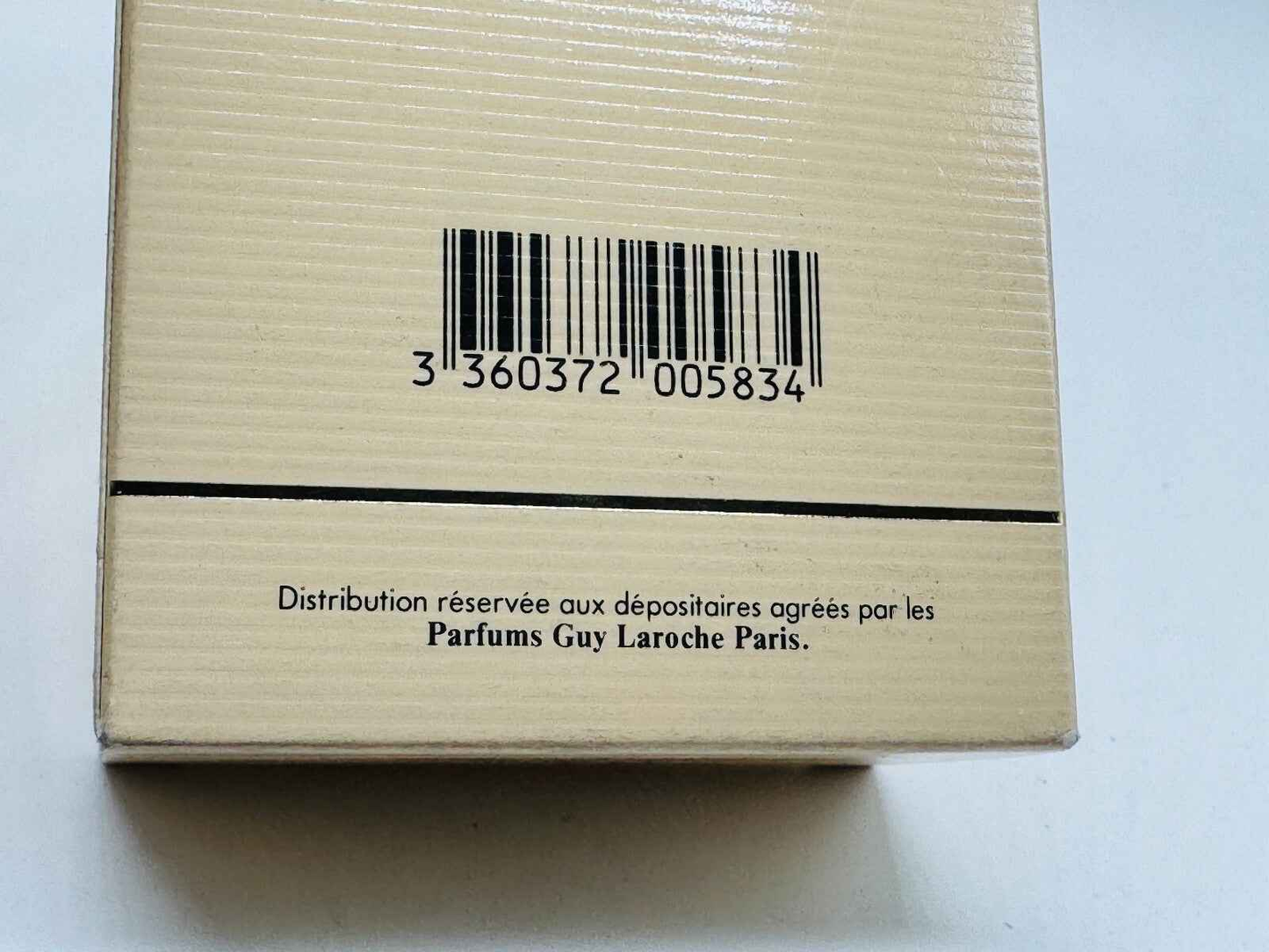 Scatola di Parfum Guy Laroche Fidji Vintage con codice a barre per collezionisti di fragranze
