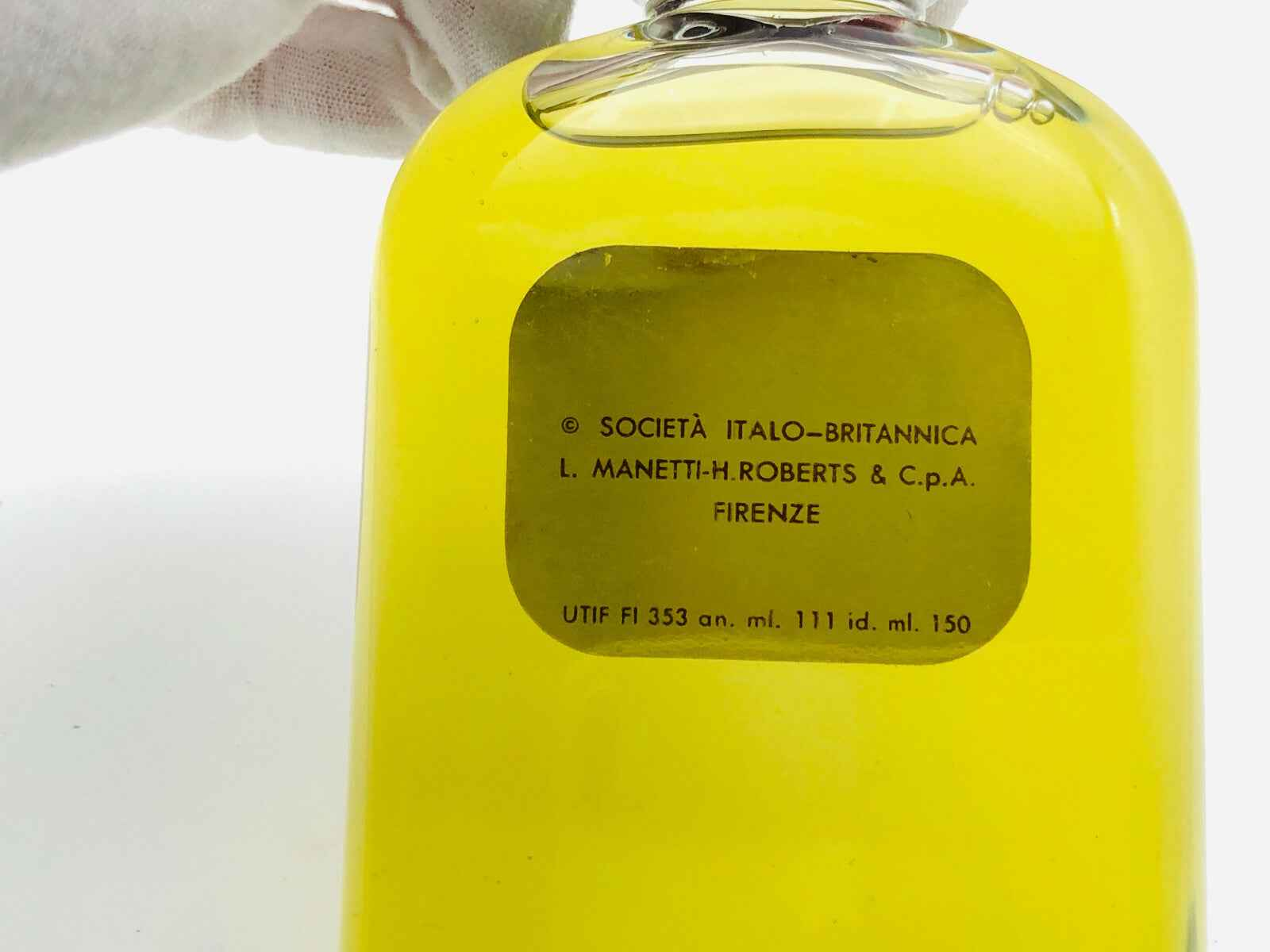 Flacone di Profumo Roberts Ambra Orientale con etichetta dorata, 150 ml, aroma intenso e avvolgente