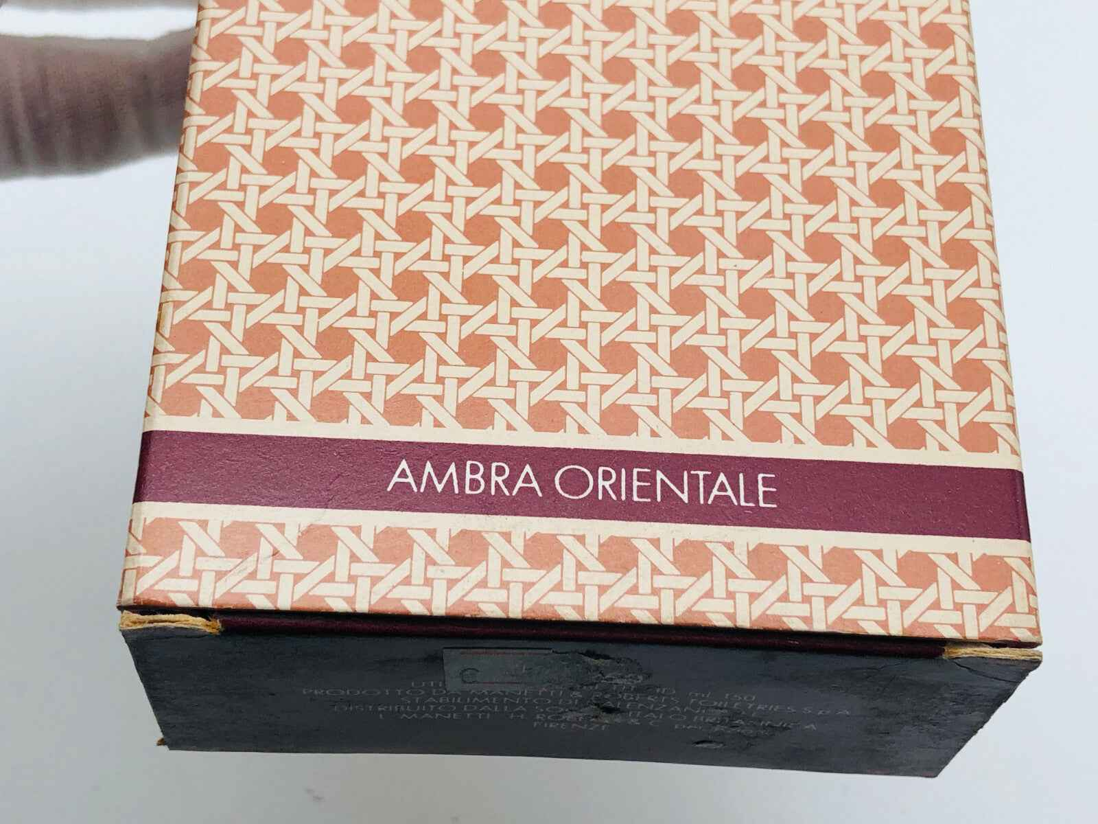 Scatola del Profumo Roberts Ambra Orientale con design elegante e dettagli raffinati