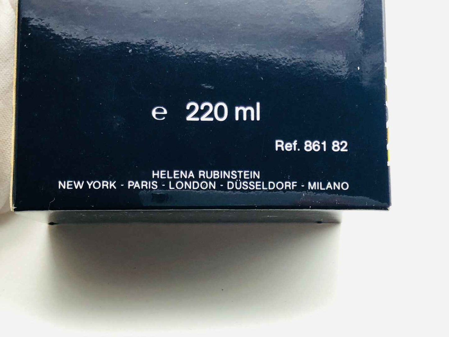 Scatola di profumo Helena Rubinstein Men's Club da 220 ml con design elegante e raffinato