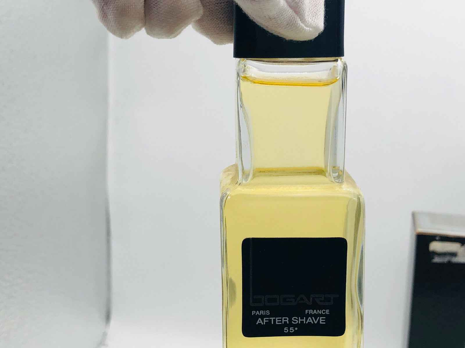 After shave Jacques Bogart Vintage in flacone elegante con etichetta nera e dettaglio dorato