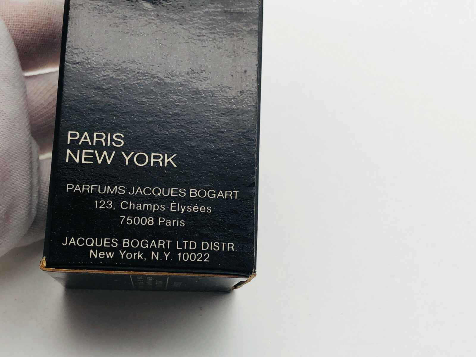 Scatola di profumo Jacques Bogart Vintage con indirizzo Parigi e New York ben visibile