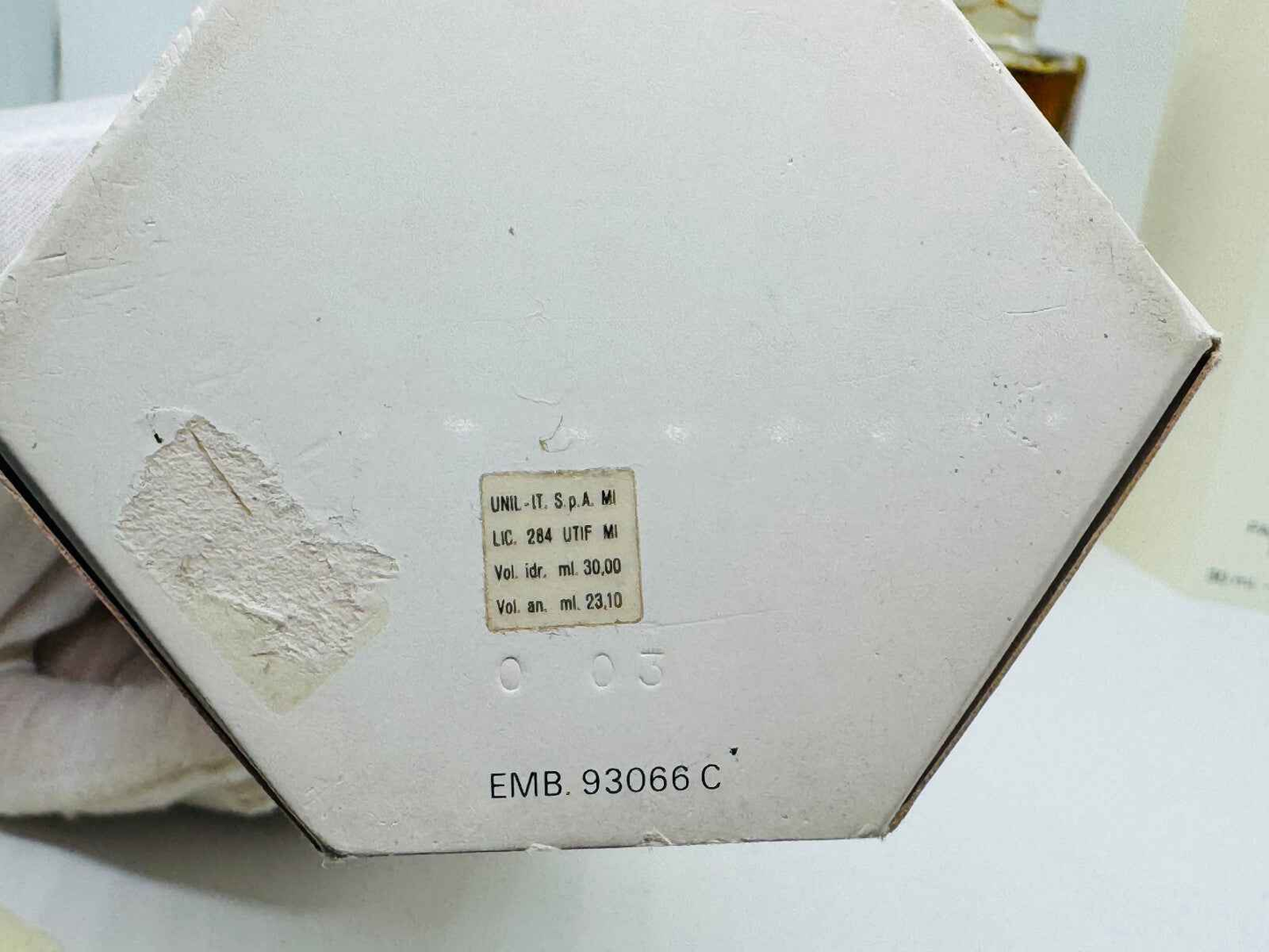 Base della confezione del profumo Jean Louis Scherrer 1 Parfum Extrait con dettagli di produzione e volume