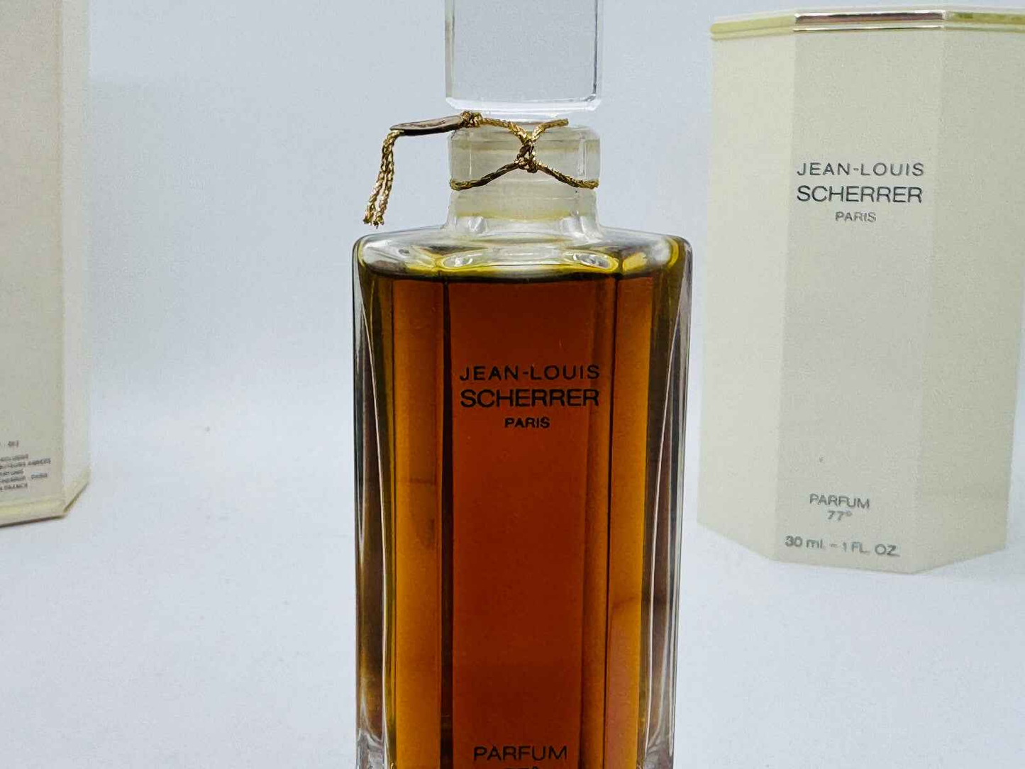 Jean Louis Scherrer 1 Parfum Extrait in elegante bottiglia di vetro con una confezione raffinata