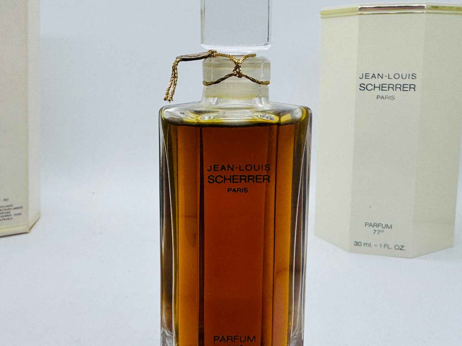 Jean Louis Scherrer 1 Parfum Extrait in elegante bottiglia di vetro con una confezione raffinata