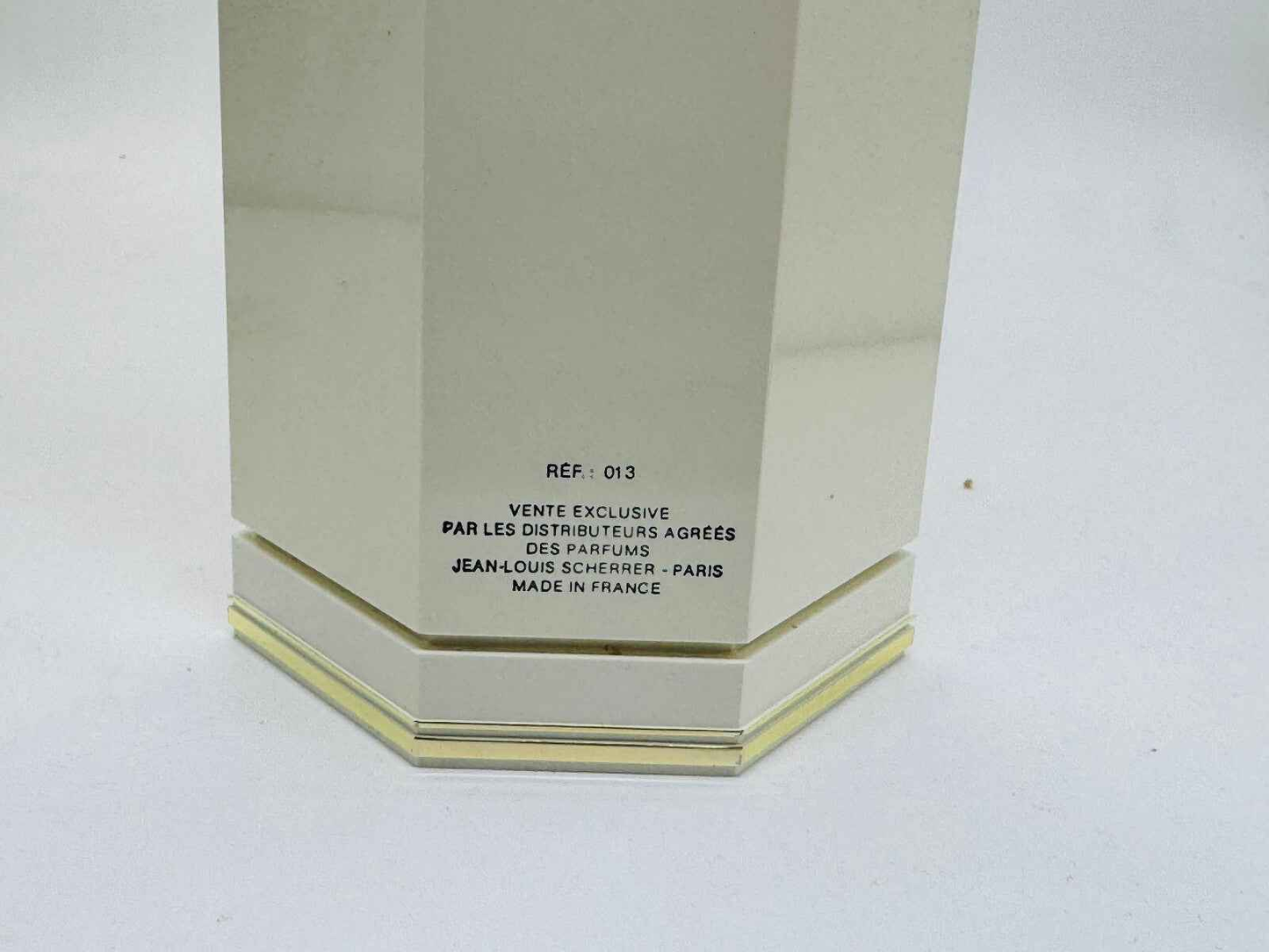 Flacone elegante di Jean Louis Scherrer 1 Parfum Extrait, realizzato in Francia e con dettagli raffinati