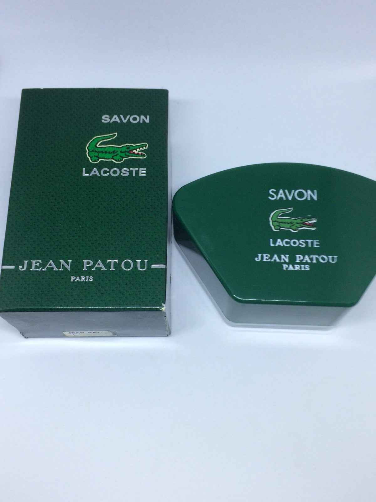 Sapone Jean Patou Lacoste Pour Homme in confezione verde con logo distintivo