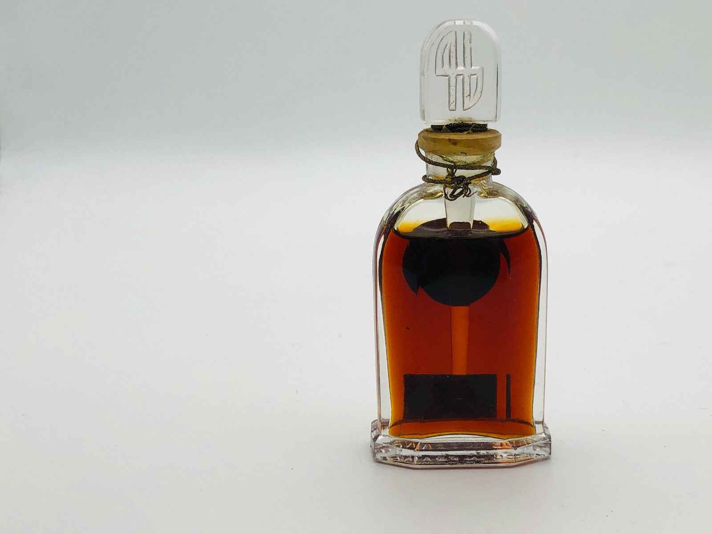 Bottiglia di profumo Jean Patou Vintage con tappo distintivo in vetro trasparente
