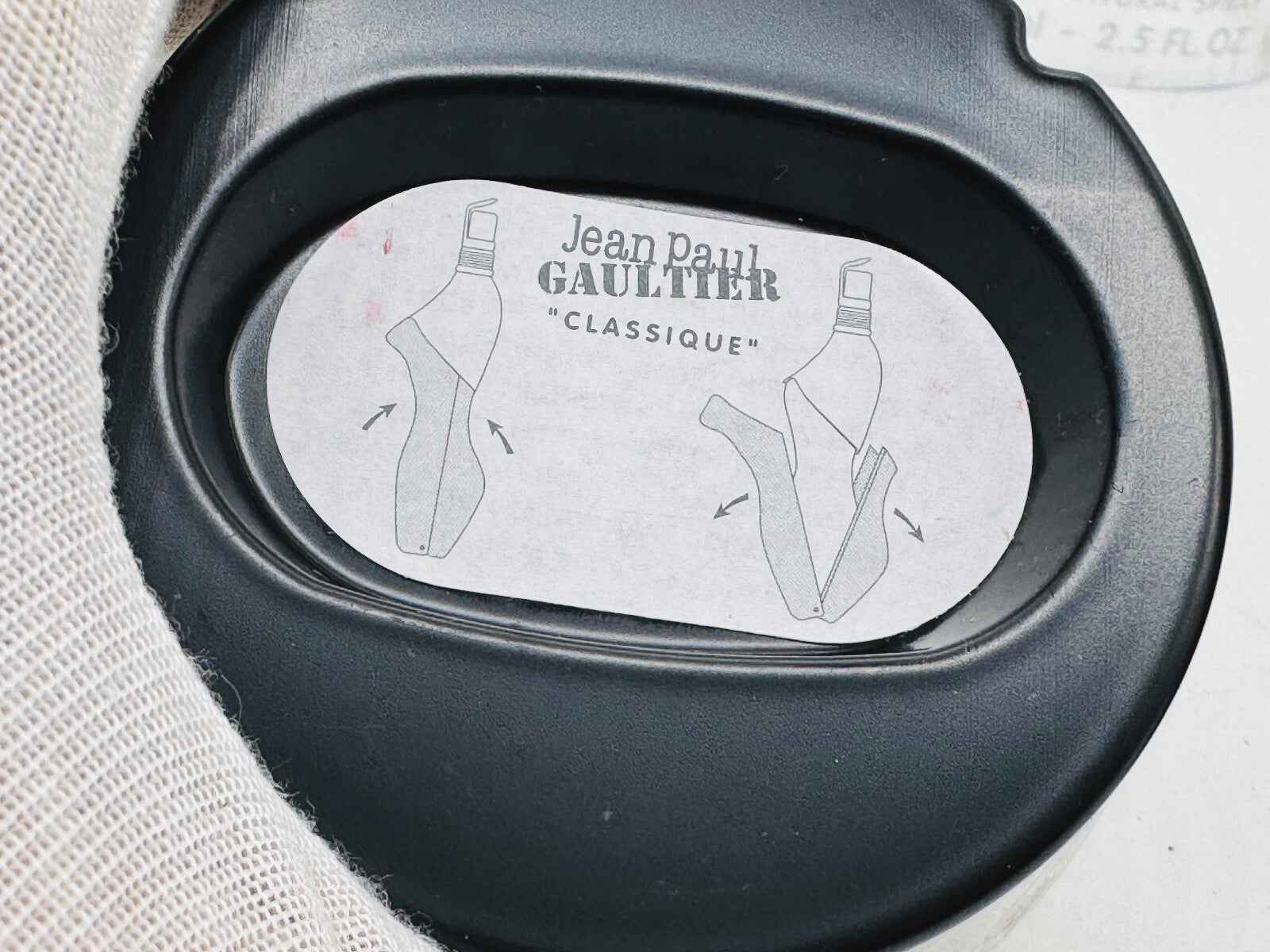 Etichetta illustrativa Jean Paul Gaultier Classique Vintage con istruzioni di utilizzo dettagliate