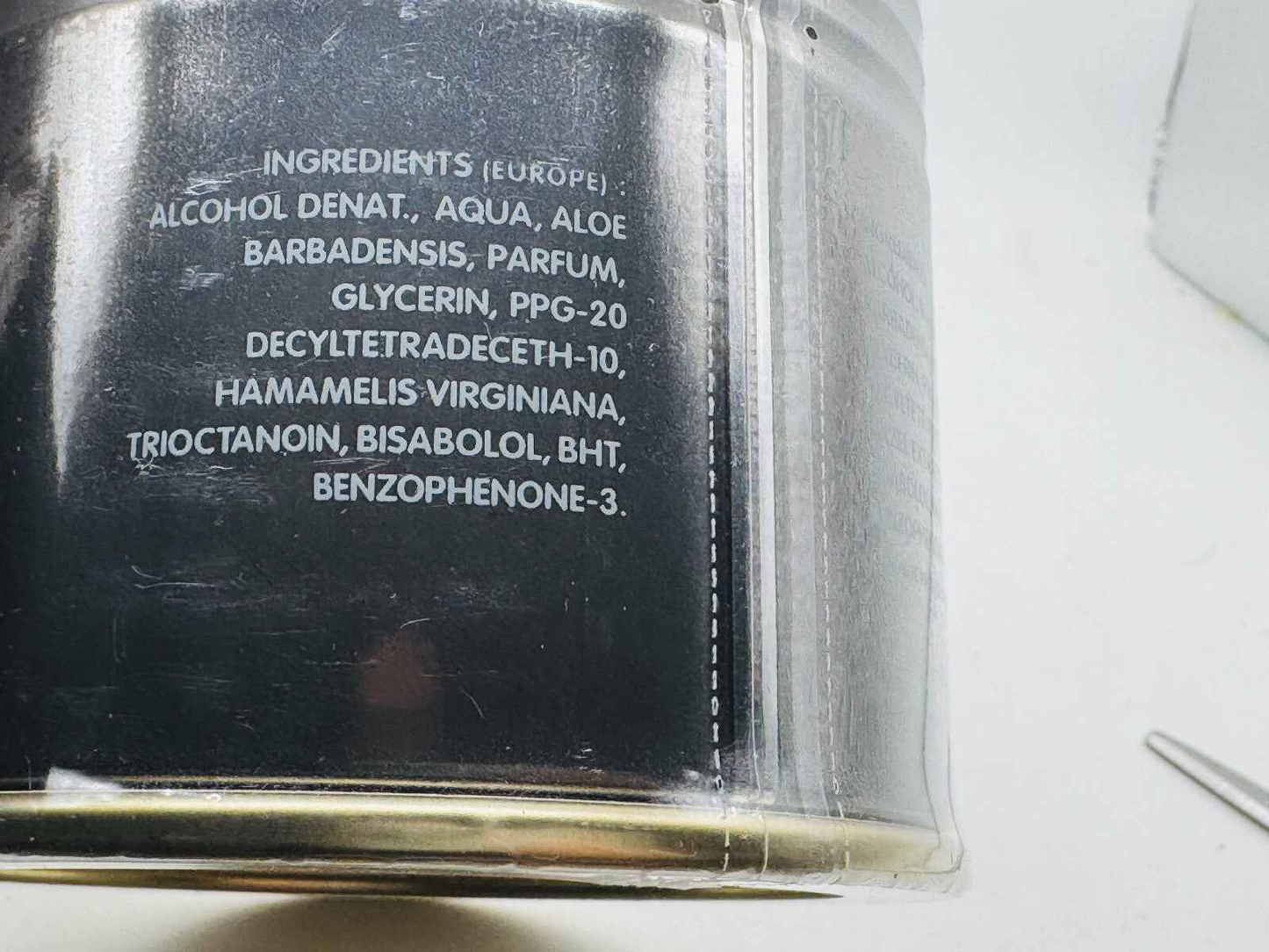 Ingredienti del profumo Jean Paul Gaultier Le Male Vintage su confezione elegante