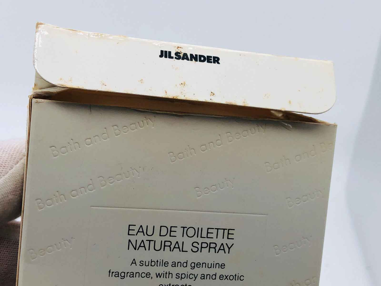 Confezione Jil Sander Bath And Beauty Eau de Toilette Natural Spray con note speziate ed esotiche
