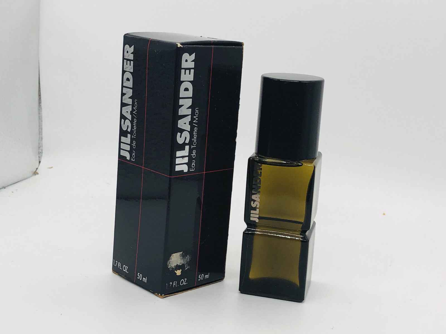 Profumo Jil Sander Men Pure in flacone elegante da 50 ml con confezione nera