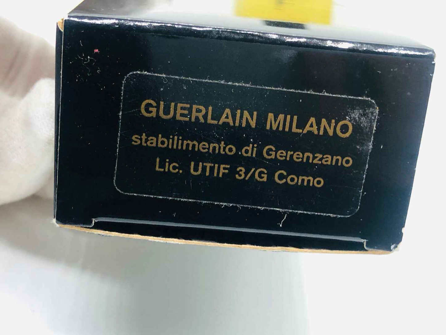 Confezione di Guerlain Milano con etichetta per John Player Special Vintage di alta qualità