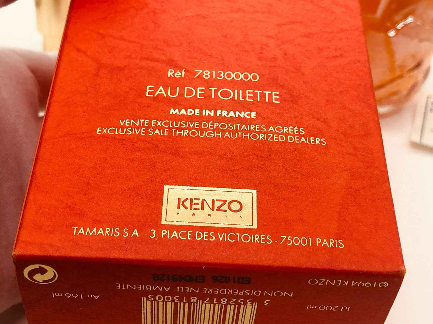 Scatola del profumo Kenzo Kashaya in una tonalità rossa, Eau de Toilette, made in France