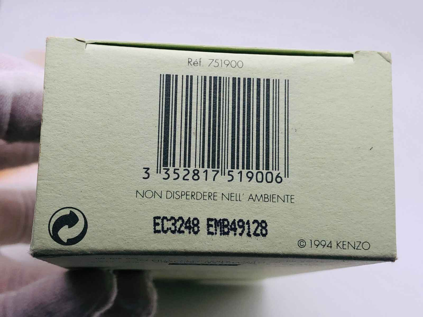 Scatola di Kenzo Profumo Vintage con codice a barre e istruzioni ambientali