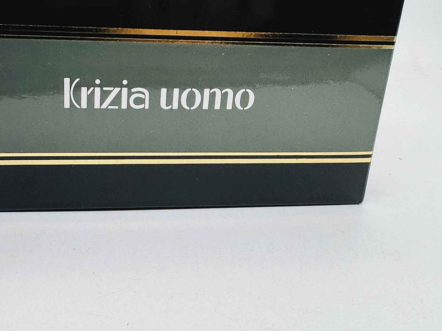 Confezione di profumo Krizia Uomo Vintage con dettagli eleganti e design raffinato