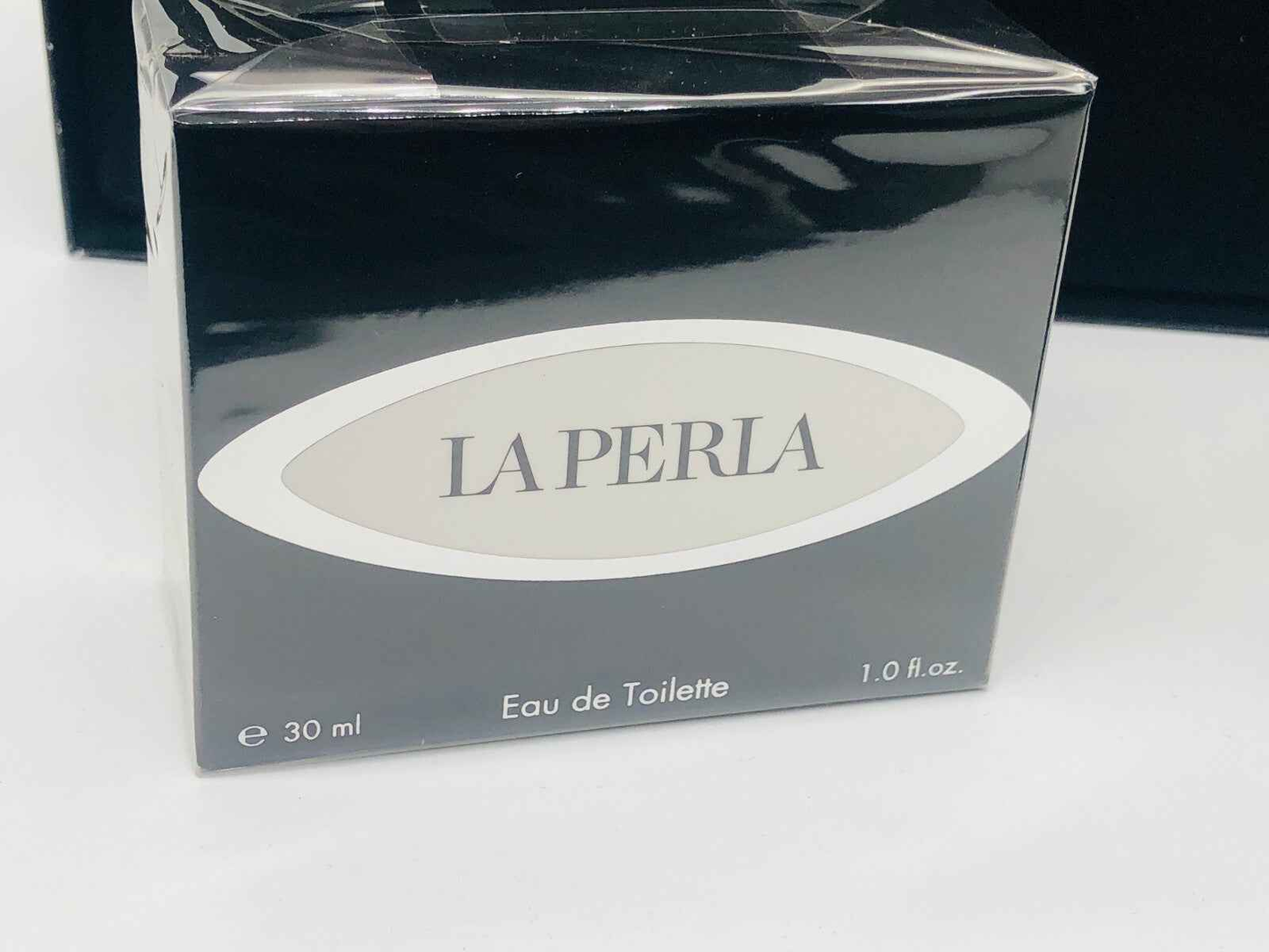 Scatola di profumo La Perla Body Silk Vintage da 30 ml con design elegante per un tocco di lusso