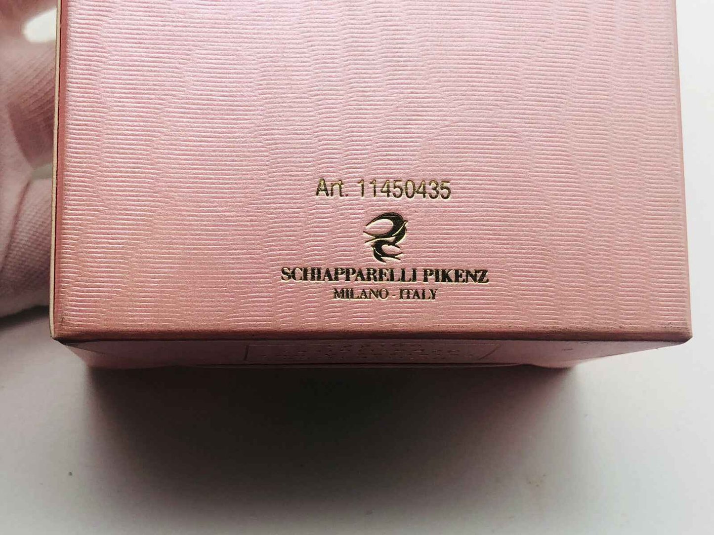 Scatola del profumo Lancetti Elle Vintage con design elegante e texture rosa