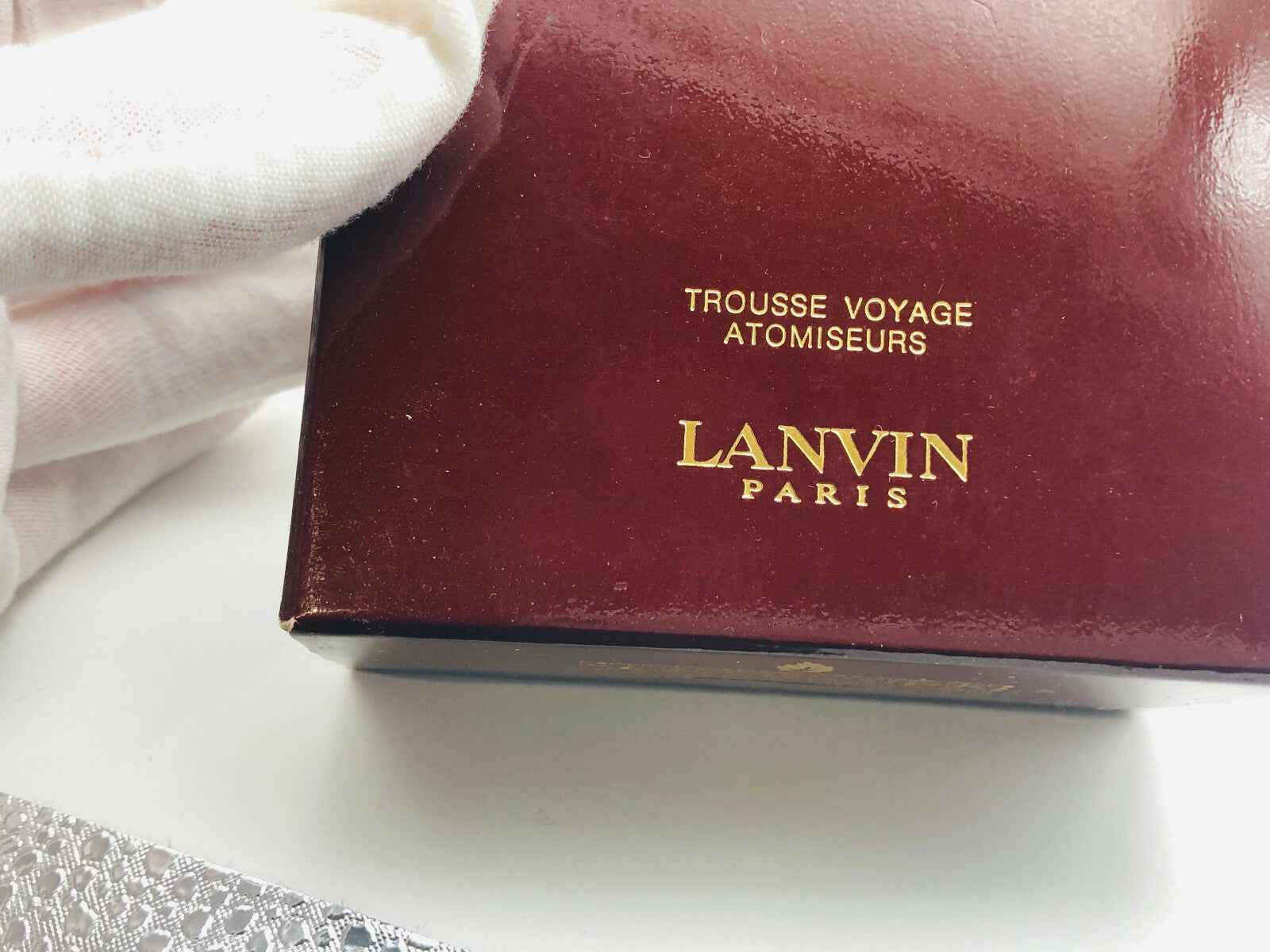 Trousse da viaggio atomi Monsieur Lanvin Vintage con eleganza e stile francese