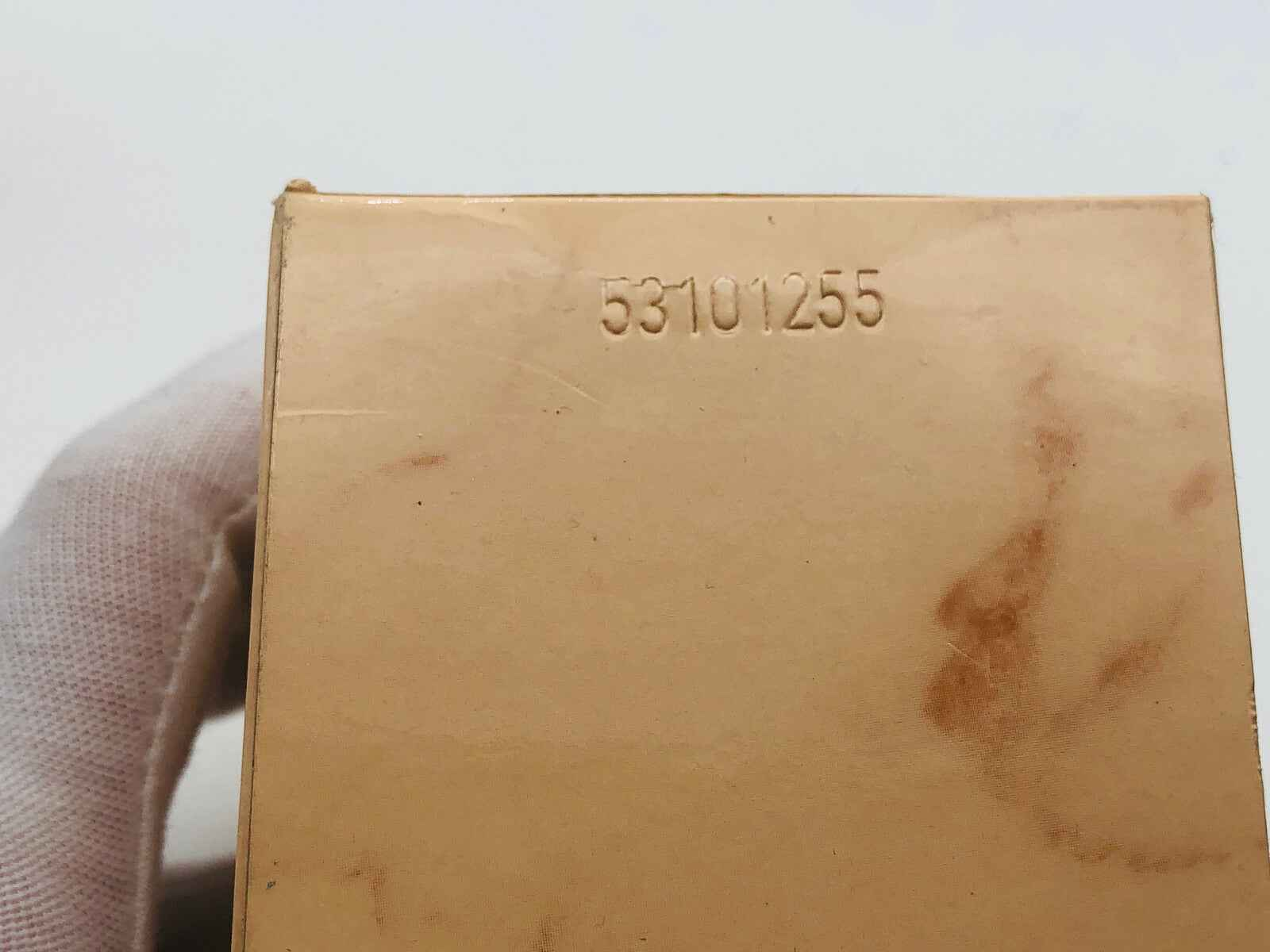 Confezione del profumo Laura Biagiotti Roma Vintage con numerazione sul lato