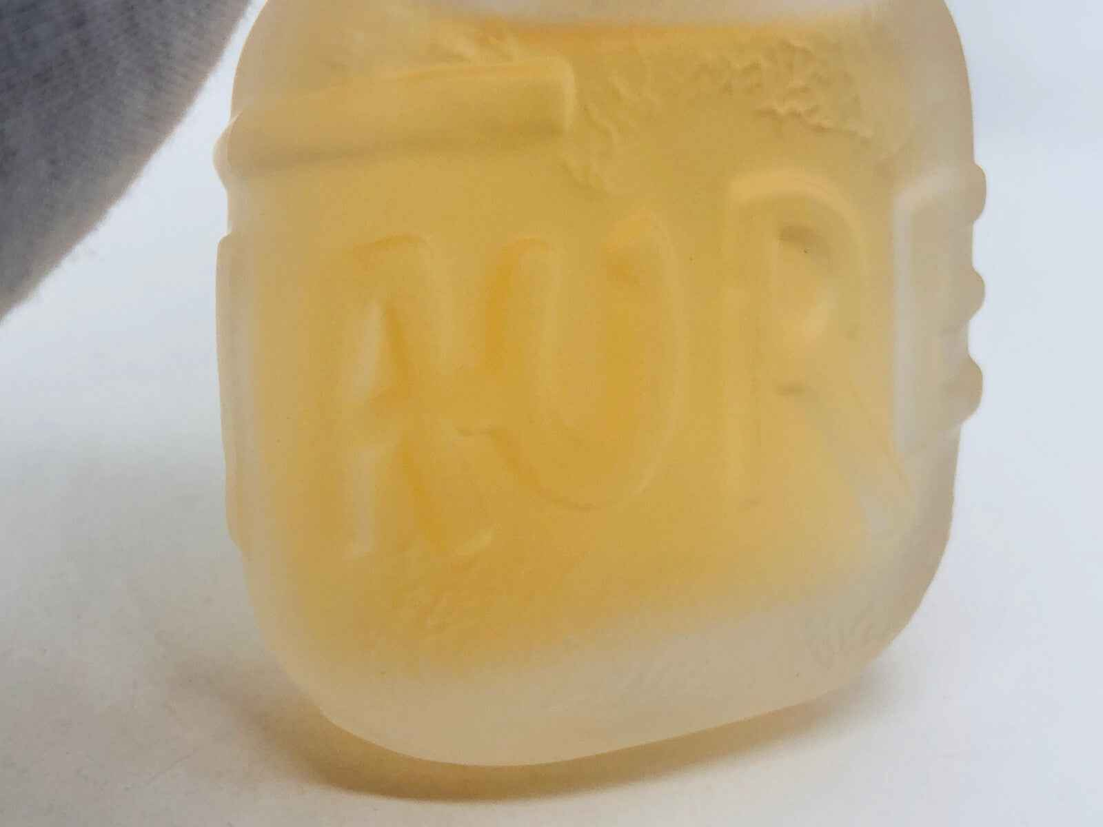 Minotaure Paloma Picasso Vintage Flacone profumo in vetro giallo opaco, elegante e raffinato