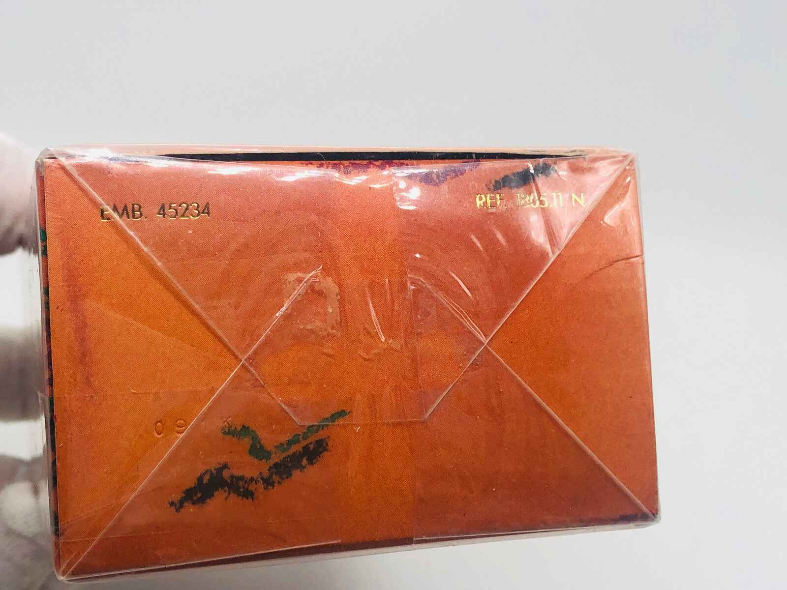 Scatola del profumo Molto Missoni Vintage con design elegante e dettagli distintivi