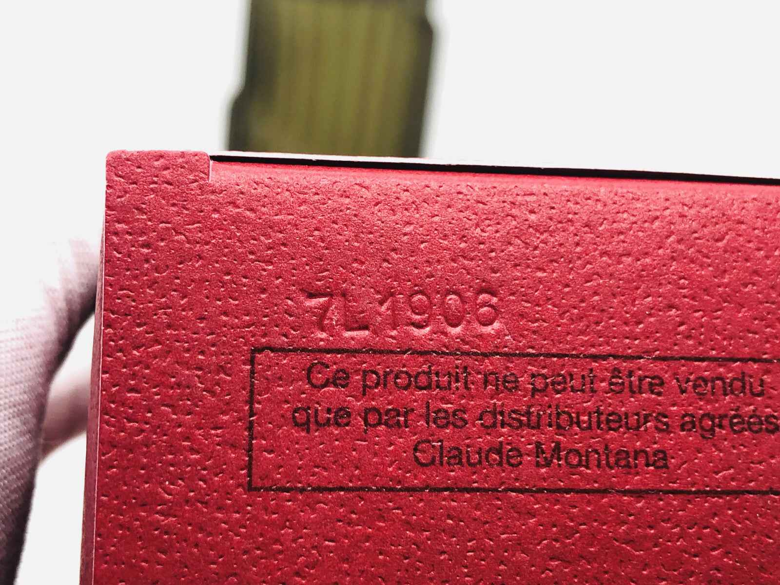 Scatola di Montana Parfum D'Homme con etichetta di autenticità e dettagli di produzione