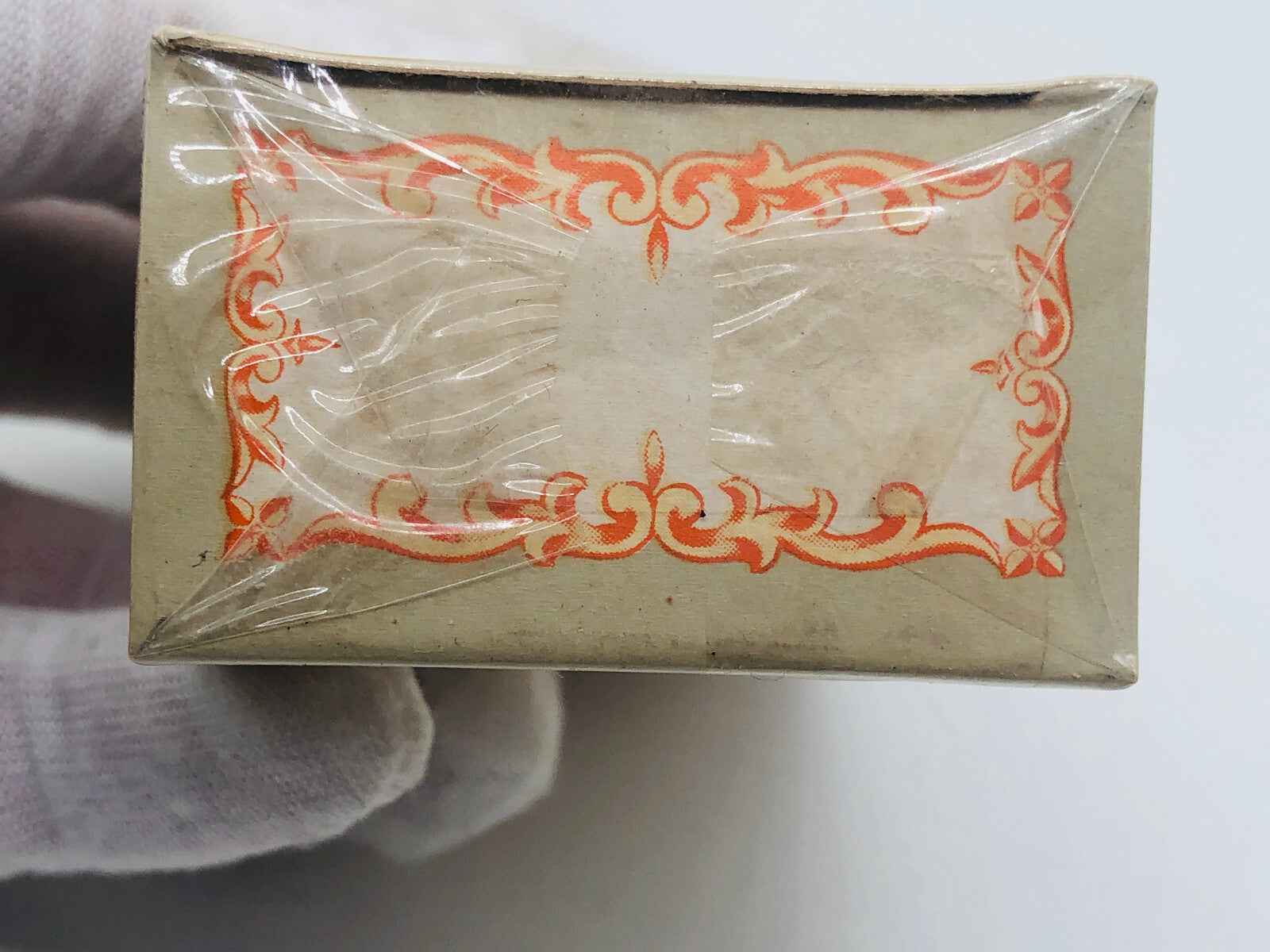 Scatola del Profumo Paglieri Paradiso Perduto con dettagli decorativi e imballaggio originale