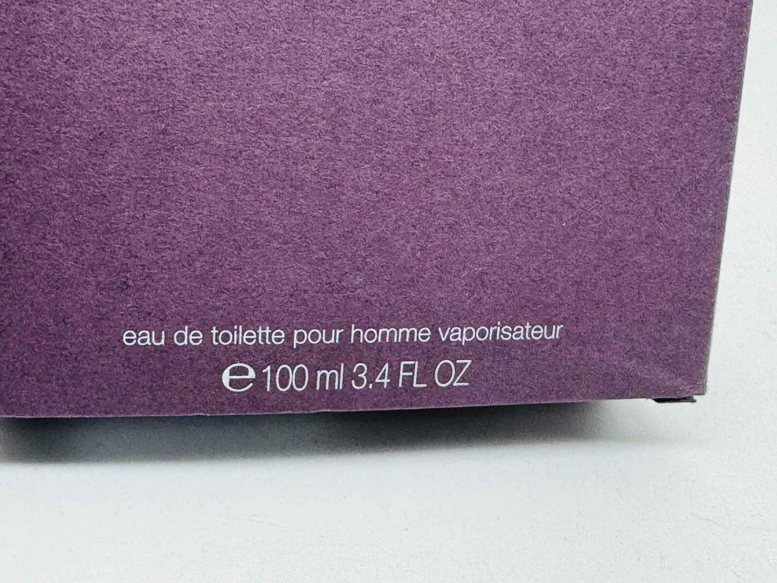 Confezione del profumo Prada Amber Pour Homme da 100 ml in elegante design viola