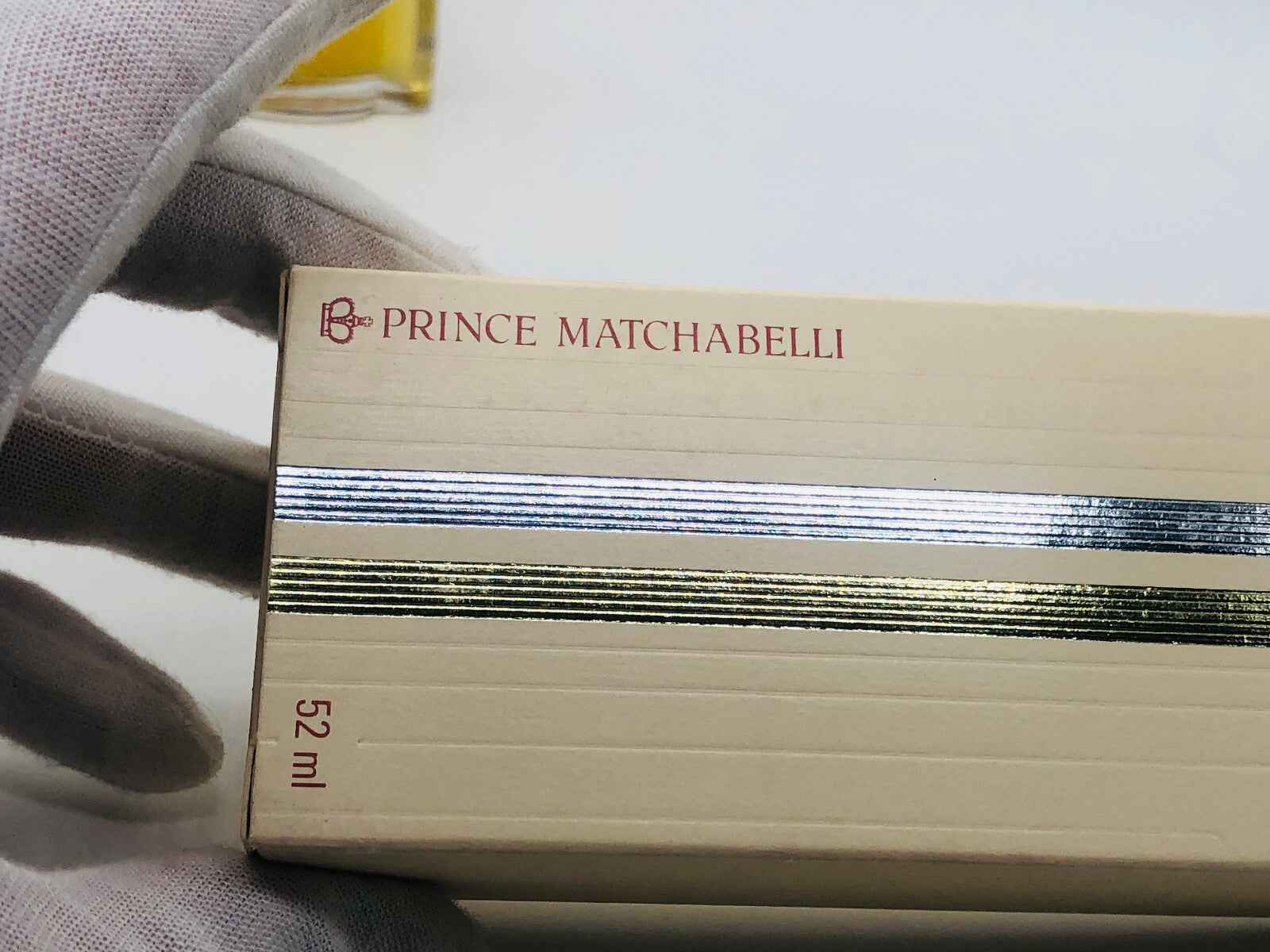 Scatola di Prince Matchabelli Aviance Vintage da 52 ml con dettagli dorati e argentati