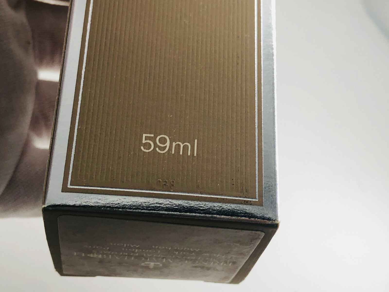 Scatola del profumo Prince Matchabelli Cachet da 59ml con design elegante e semplice