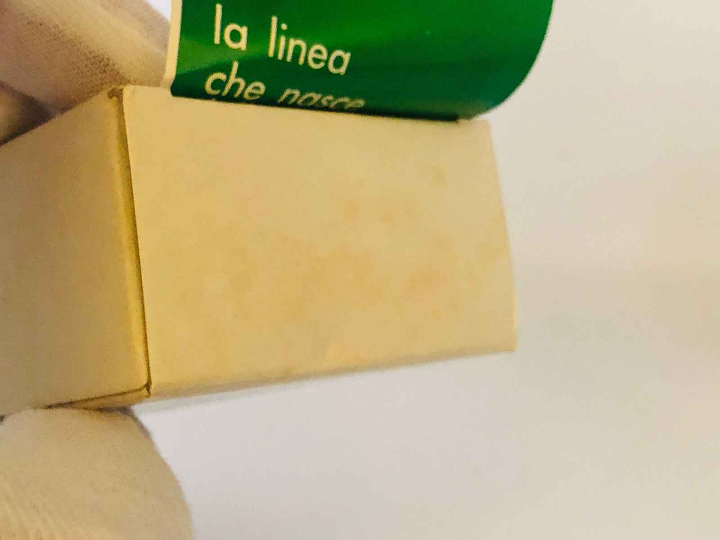 Scatola del Profumo Procarg Sherwood Vintage con etichetta verde e design elegante