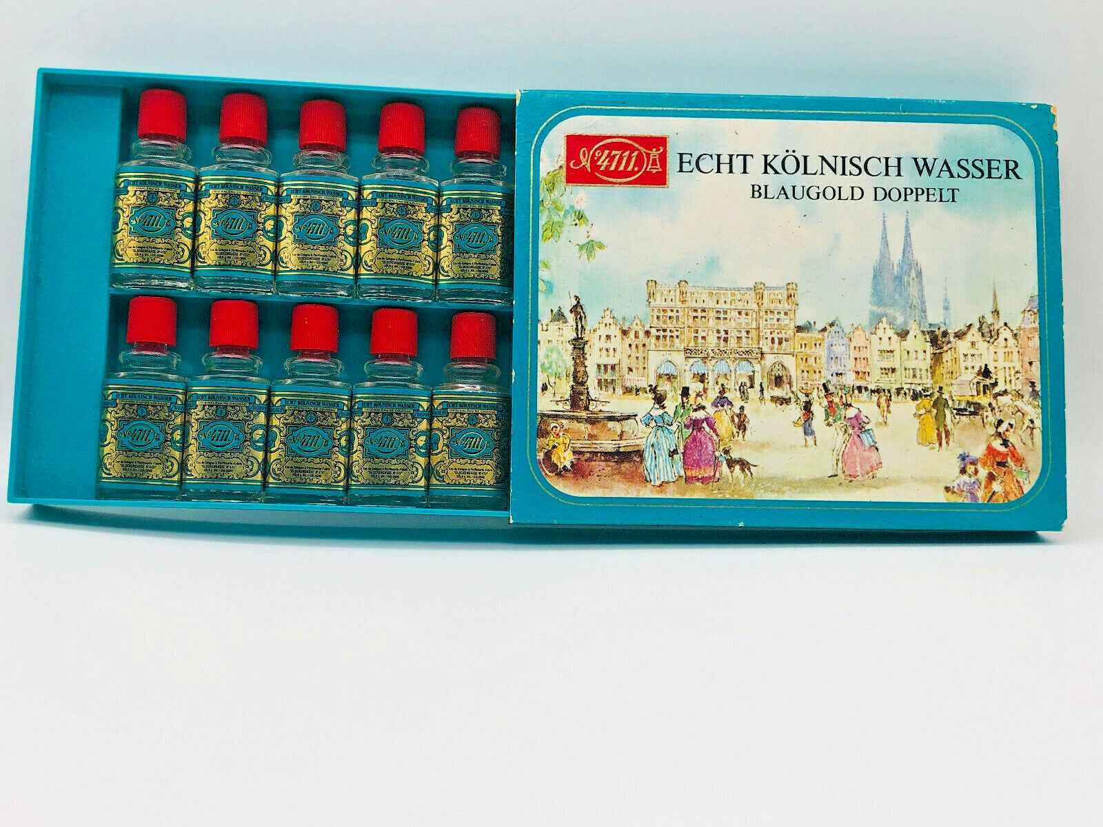 Scatola di profumo 4711 Vintage con flaconi e design classico, rappresenta la tradizione delle fragranze tedesche