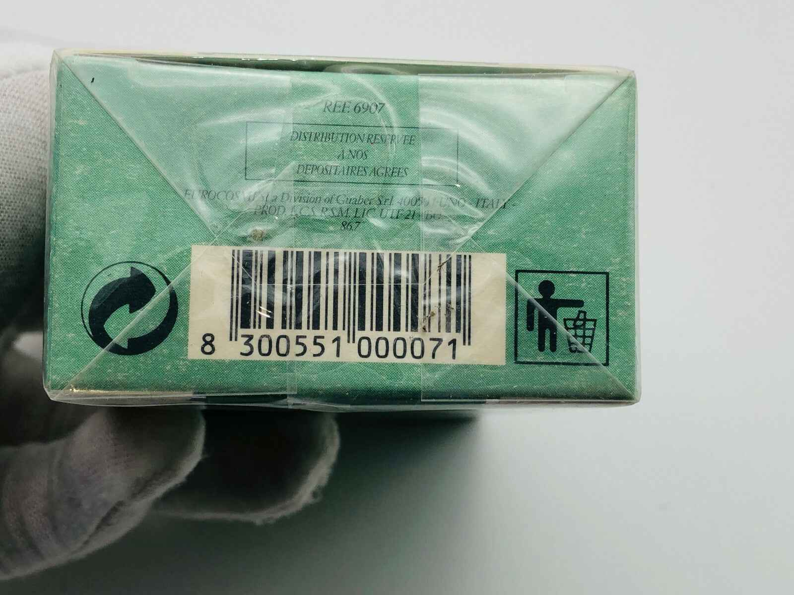 Scatola di profumo Best Company Vintage con un design elegante e sostenibile