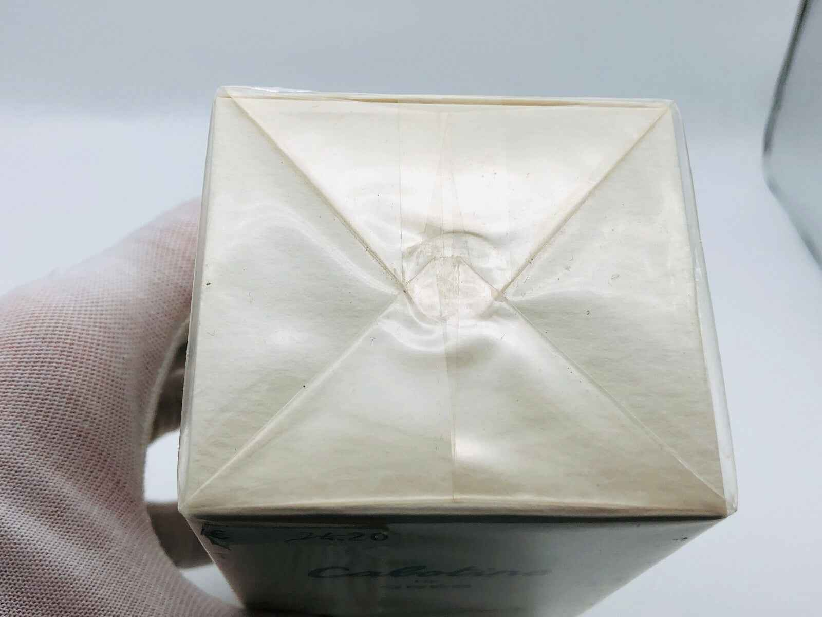 Scatola del Profumo Cabotine Gres con design elegante e materiali di alta qualità