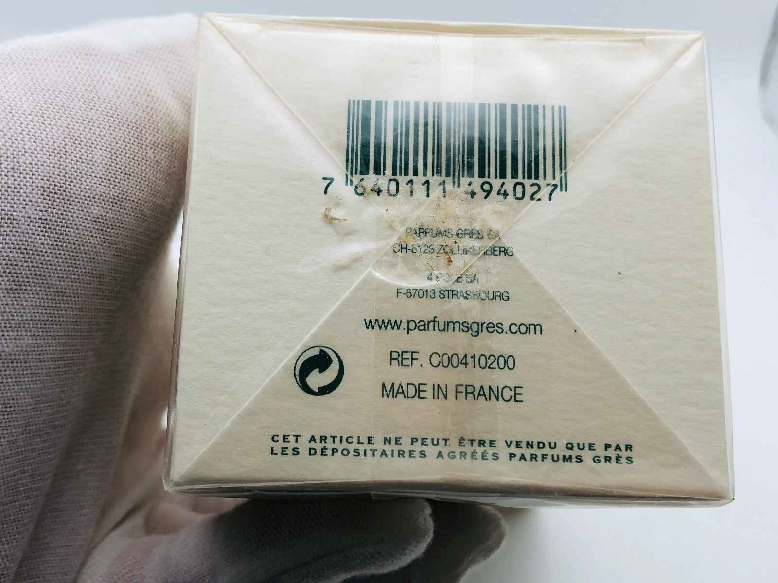 Confezione di profumo Cabotine Gres con codice a barre e dettagli di origine francese
