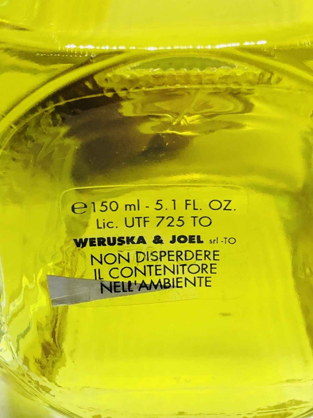 Flacone di profumo Compagnia Delle Indie da 150 ml con etichetta informativa sul riciclo