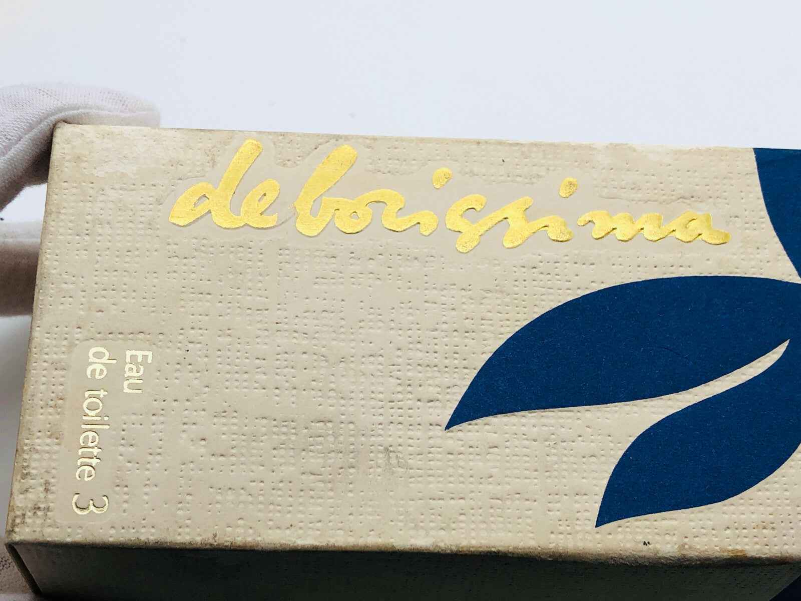 Scatola del Profumo Deborah Vintage de boisssima con design elegante e dettagli dorati