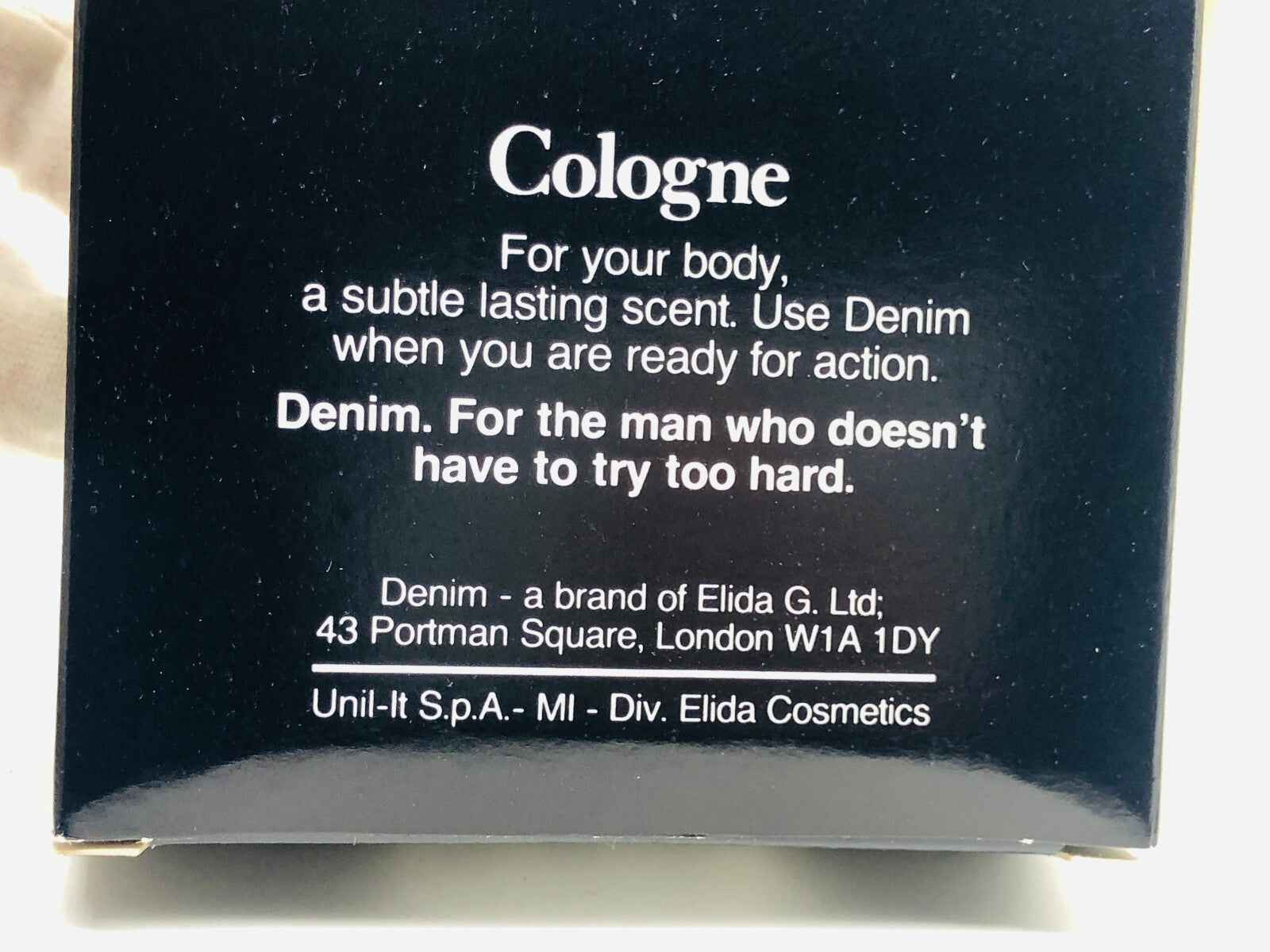 Profumo Denim Original Vintage in confezione elegante, ideale per un'elegante fragranza maschile