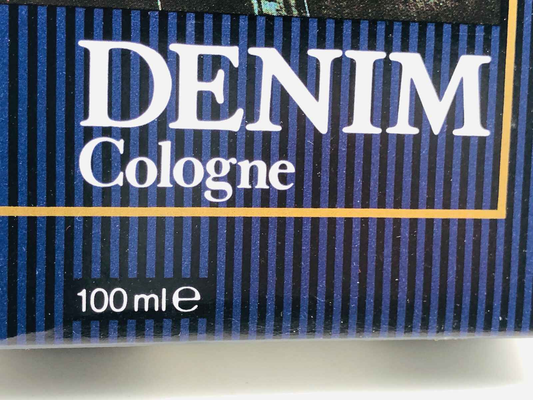 Scatola di profumo Denim Original Vintage da 100 ml con design elegante e raffinato