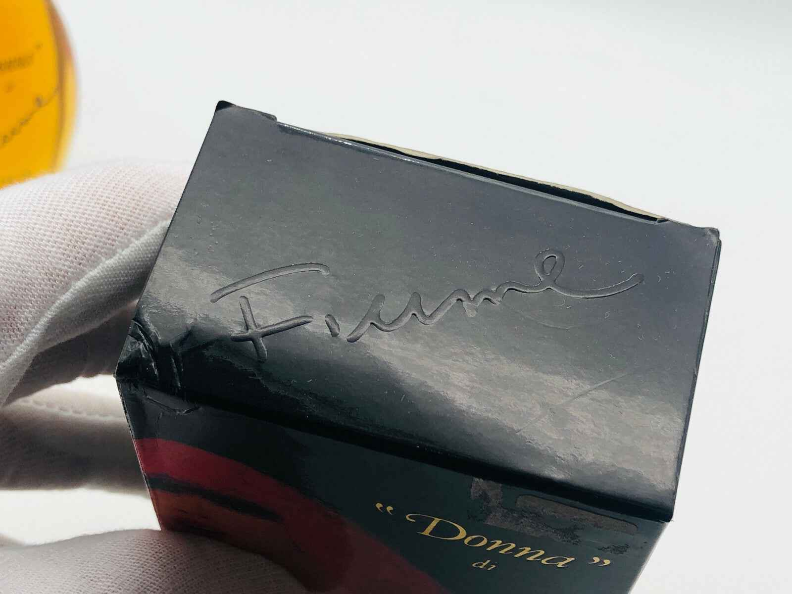 Scatola del Profumo Di Fiume Vintage con firma Fiume sul coperchio, elegante e di alta qualità