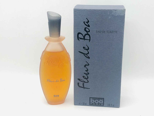 Profumo Fleur De Boa in flacone elegante con confezione originale in grigio