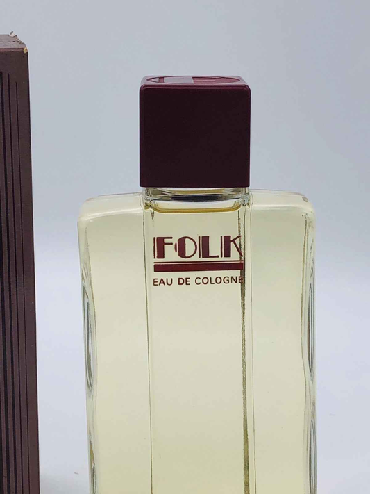 Profumo Folk Haugron in bottiglia elegante con etichetta chiara e design sofisticato