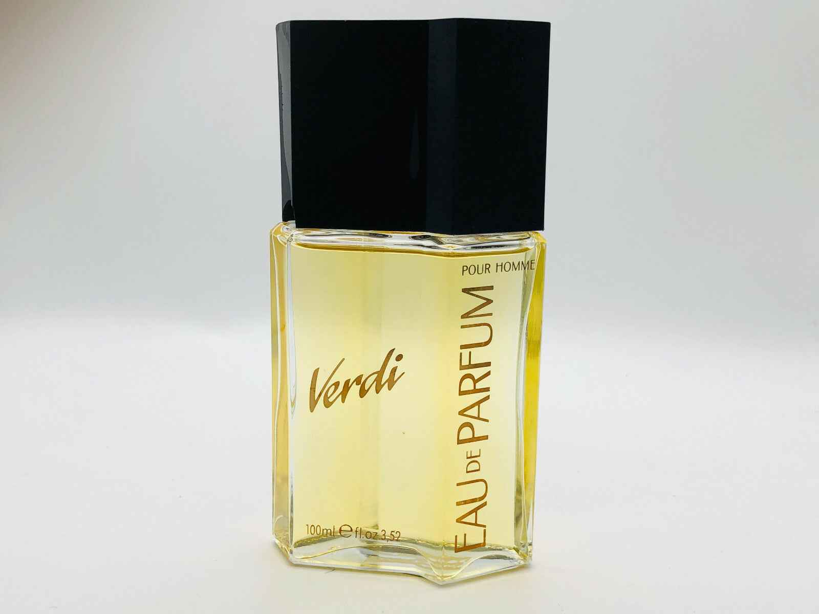 Flacone di eau de parfum per uomo Verdi da 100ml, profumo Giuseppe Verdi elegante e sofisticato