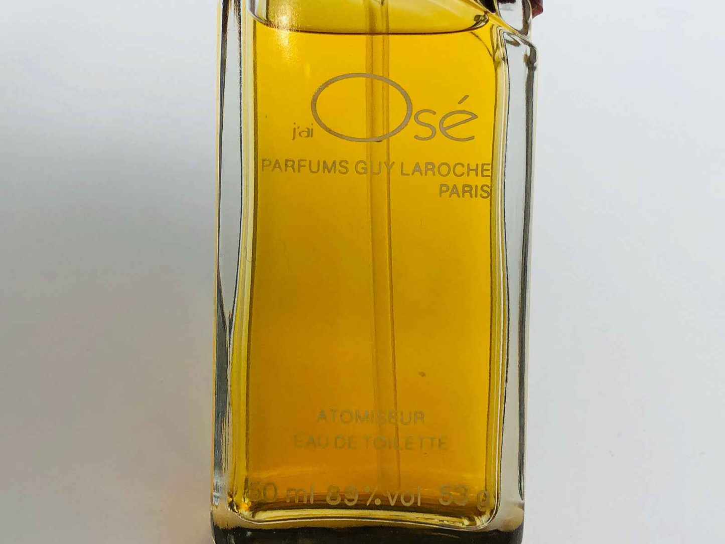 Flacone di profumo Guy Laroche Vintage con etichetta Osé in formato eau de toilette da 100 ml