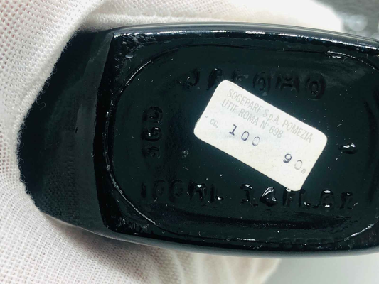 Profumo Jacomo Silences Vintage in flacone da 100 ml con etichetta originale e design elegante